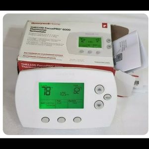 Honeywell Home Focus Pro 6000 Thermostat TH6110D1005 5-1-1 Day Programmable